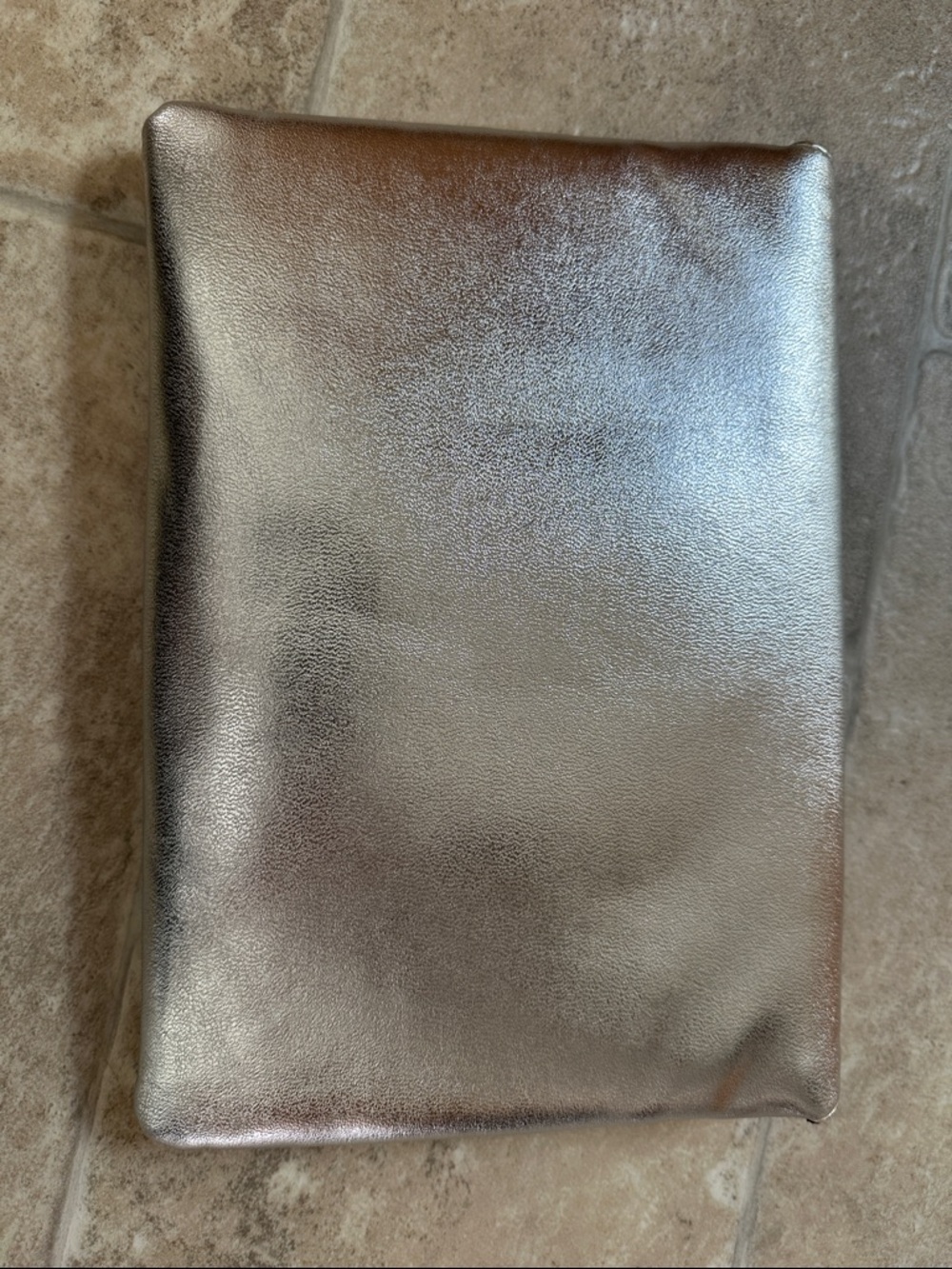 Metallic Silver Bow Clutch Wallet - Women Bags - Picture 2 of 5